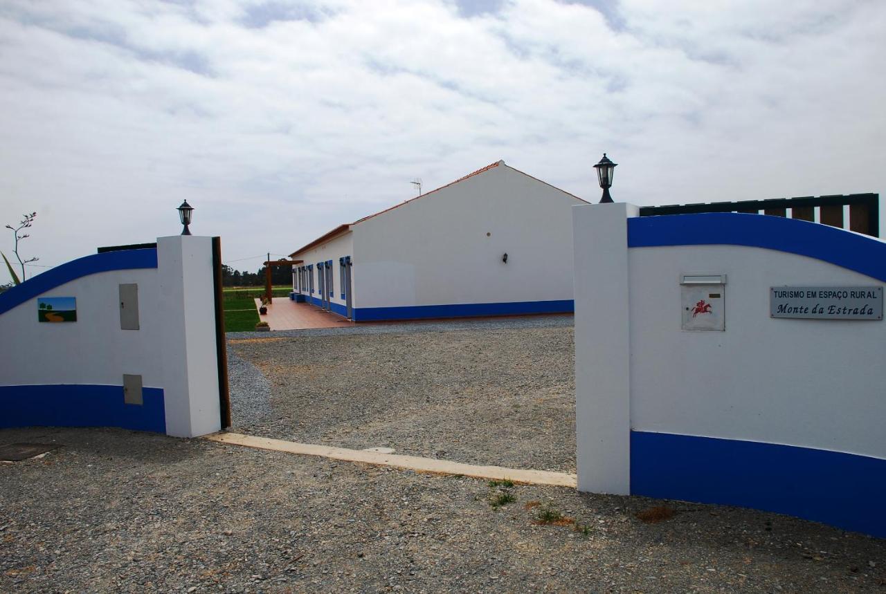 O Monte Da Estrada Guest House Zambujeira do Mar Ngoại thất bức ảnh