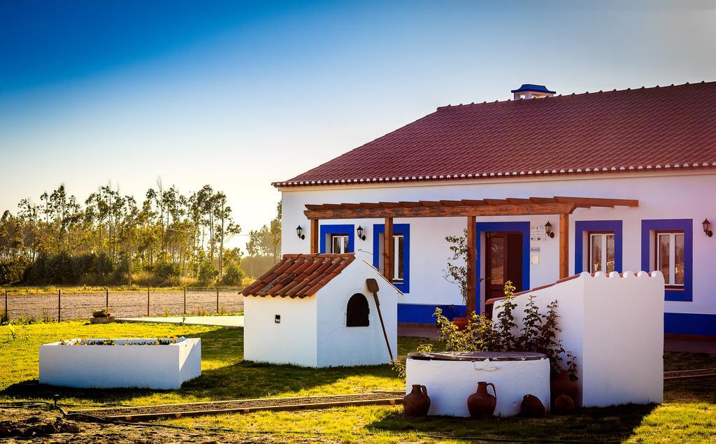 O Monte Da Estrada Guest House Zambujeira do Mar Ngoại thất bức ảnh